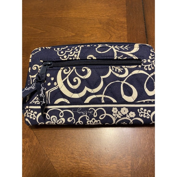 Vera Bradley Twirly Birds turn lock Wallet zip around and turn lock navy white - Picture 4 of 9